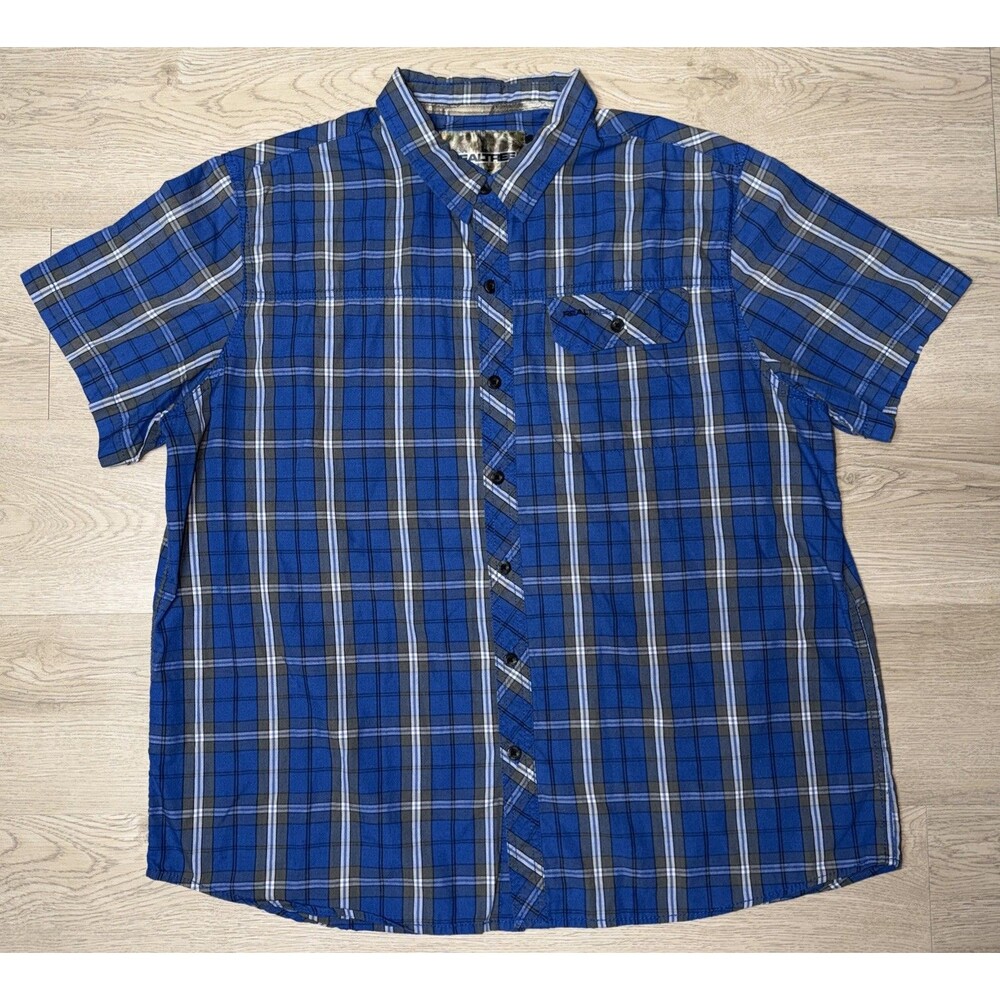 Realtree Men’s Button Down Shirt Size XL Blue Plaid Gray T Shirt